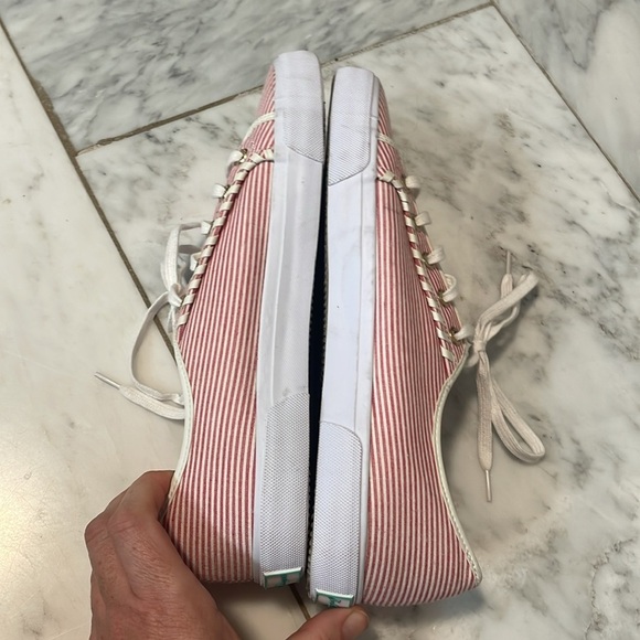 Jack Rogers 1960,  size 9, red white tie stripe flat lace-up sneakers, like new - Picture 9 of 10